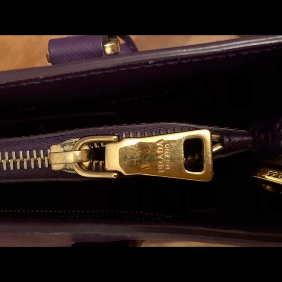 Prada Saffiano Purse - Picture 7 of 11
